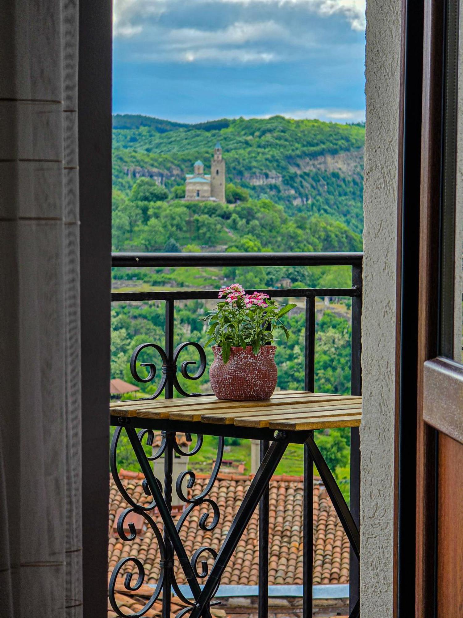 Family Hotel "Slavianska Dusha" Veliko Tarnovo Exterior photo