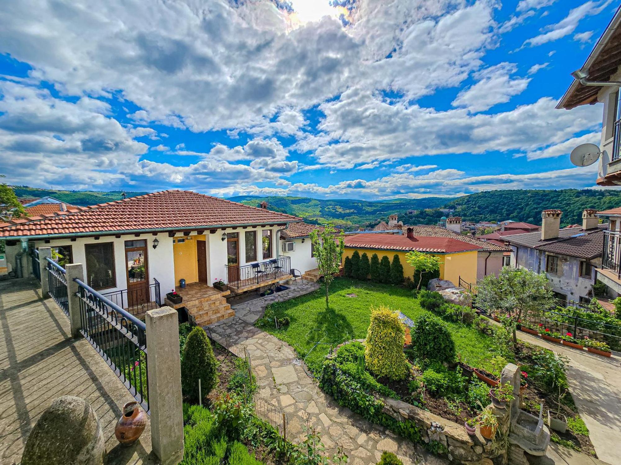 Family Hotel "Slavianska Dusha" Veliko Tarnovo Exterior photo